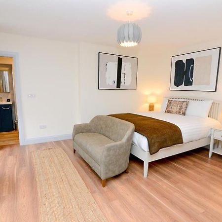 Lodge At The Old Barracks Athenry Extérieur photo