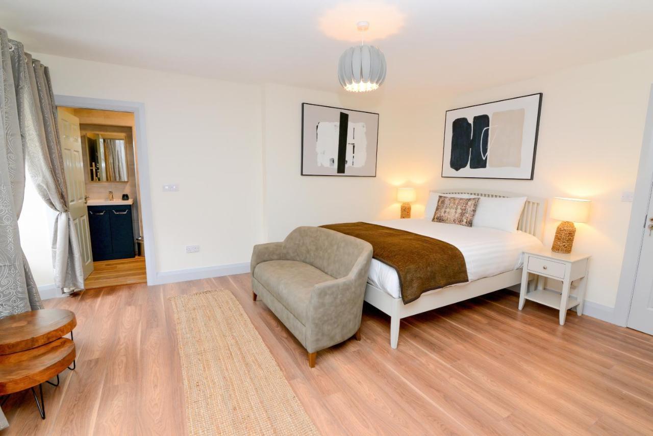 Lodge At The Old Barracks Athenry Extérieur photo