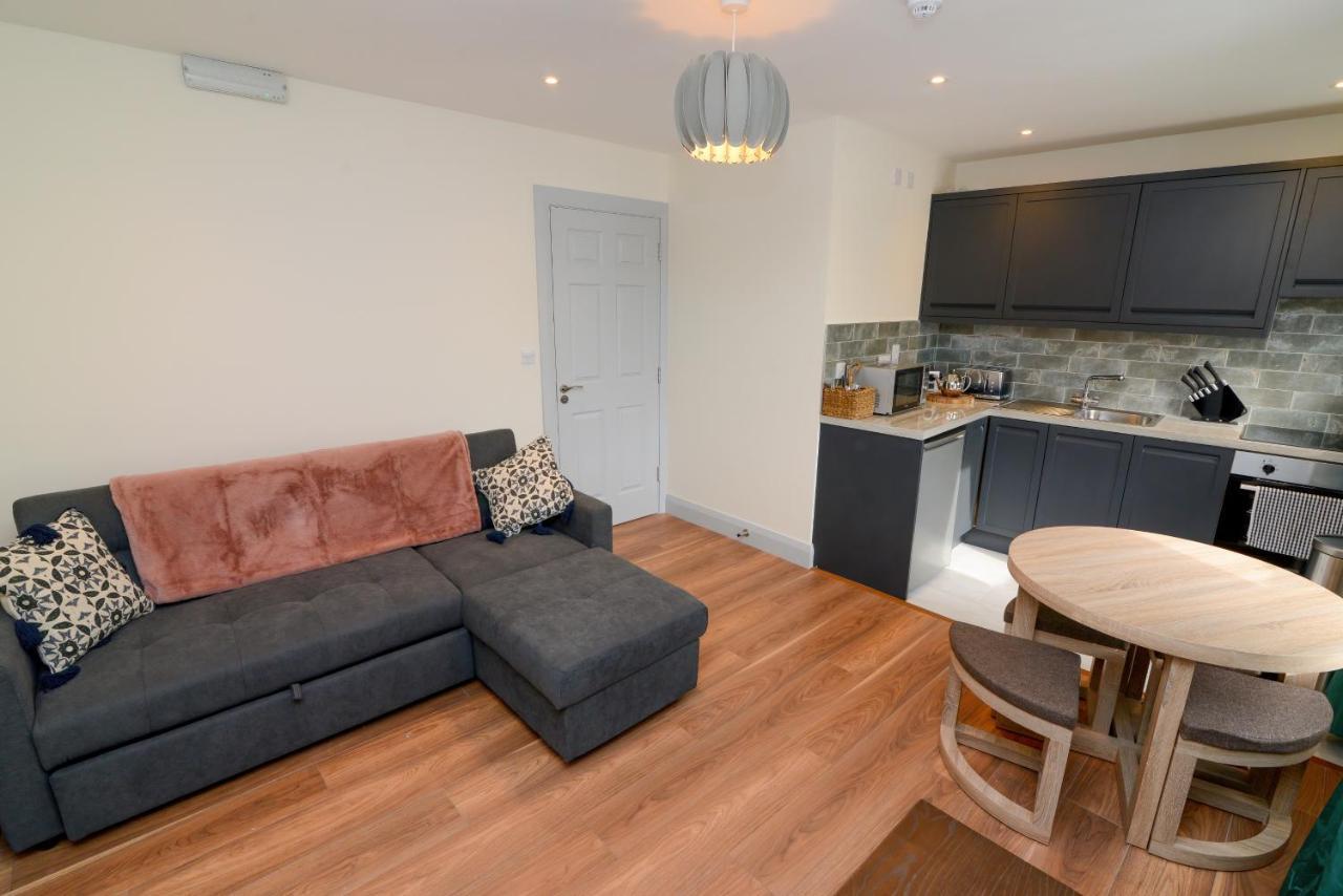 Lodge At The Old Barracks Athenry Extérieur photo