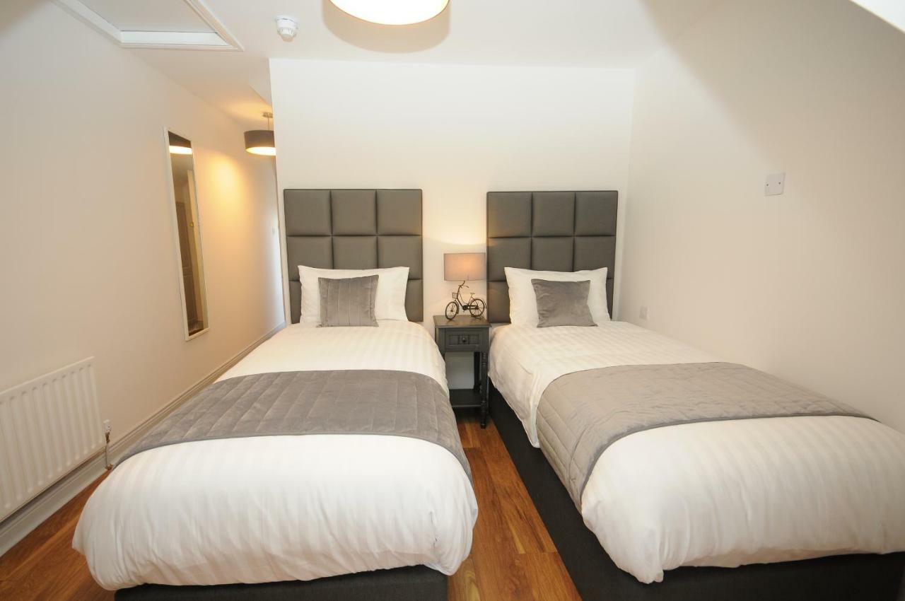 Lodge At The Old Barracks Athenry Extérieur photo